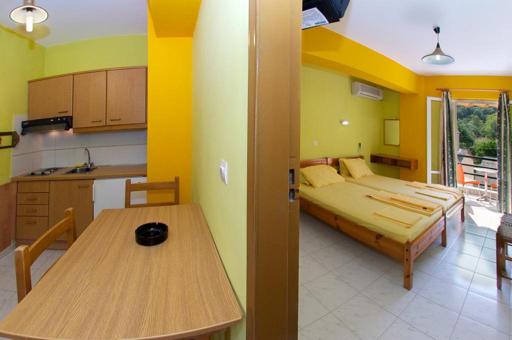 Remezzo Apartments Sami  Cameră foto